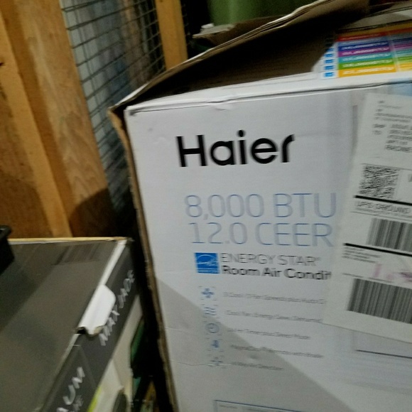 Window air conditioner - Picture 3 of 5